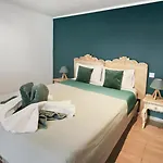 Suite Design Bike Friendly Au Coeur De Trebes *